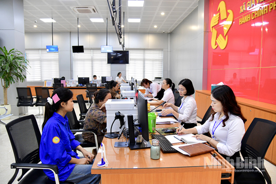 Chính quyền địa phương cấp xã đi vào vận hành: Bắt nhịp từ cơ sở, ổn định từ ngày đầu