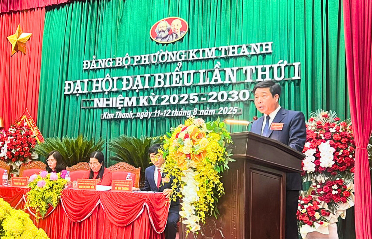 Giám đốc sở Du lịch tỉnh Ninh Bình Bùi Văn Mạnh phát biểu tại Đại hội